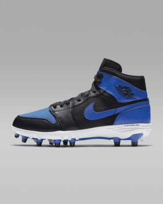 Jordan cleats black top